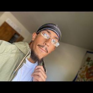 Meet your Posher, Marcus